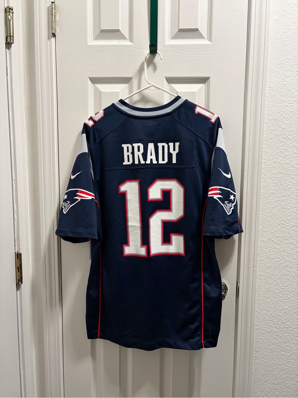 Tom Brady New England Patriots Jersey - Men’s Medium